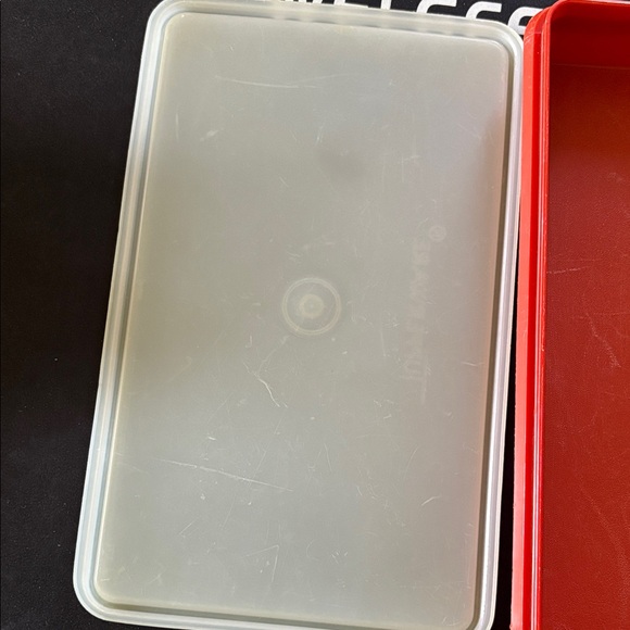 Tupperware Red and Cream Food Storage Containers Set - Picture 7 of 8